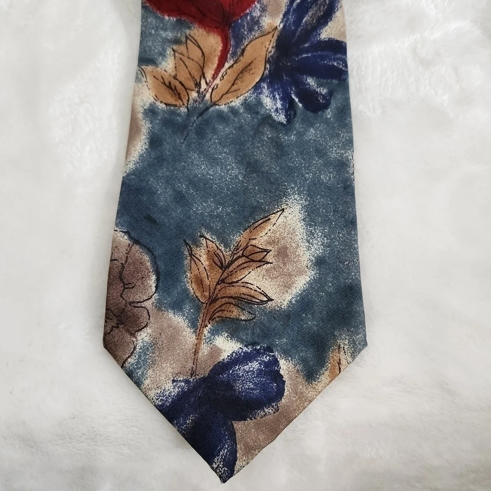 417 By Van Heusen Silk Floral Flower Blue Tan Burgundy Necktie Tie